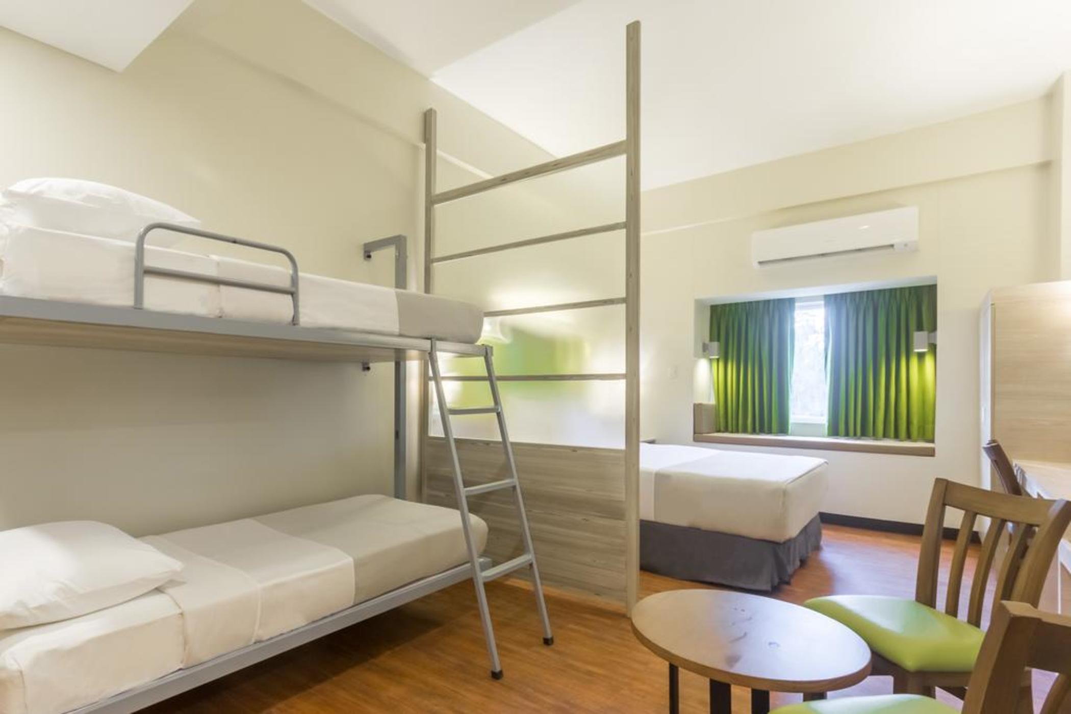 Microtel Inn & Suites By Wyndham San Fernando Сан Фернандо Екстериор снимка