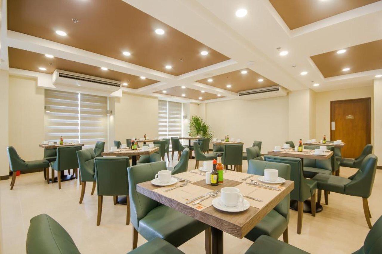 Microtel Inn & Suites By Wyndham San Fernando Сан Фернандо Екстериор снимка